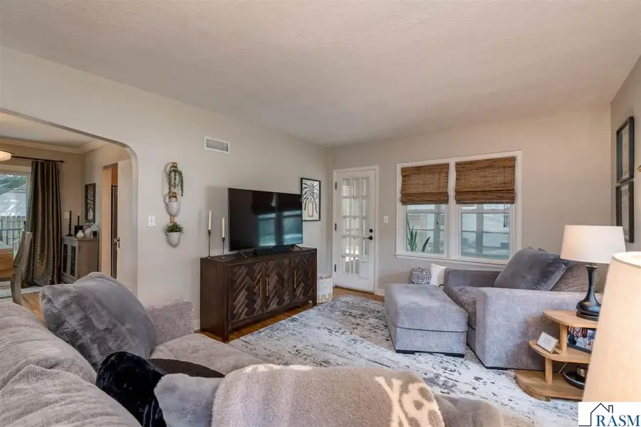 227 Johnson Street, Mankato, MN 56001 - #3