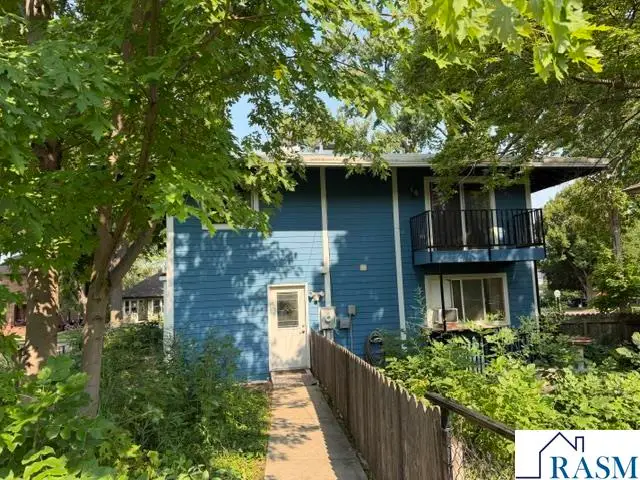 923 N 5th Street, Mankato, MN 56001 - #1