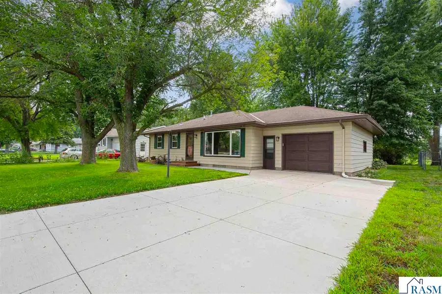 2541 E Main Street, Mankato, MN 56001 - #3