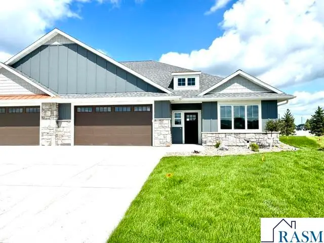 202 Fontaine Trail, Mankato, MN 56001 - #1