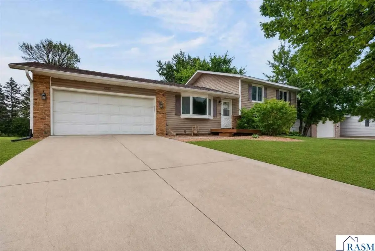 2575 Lamada Place, Owatonna, MN 55060 - #1