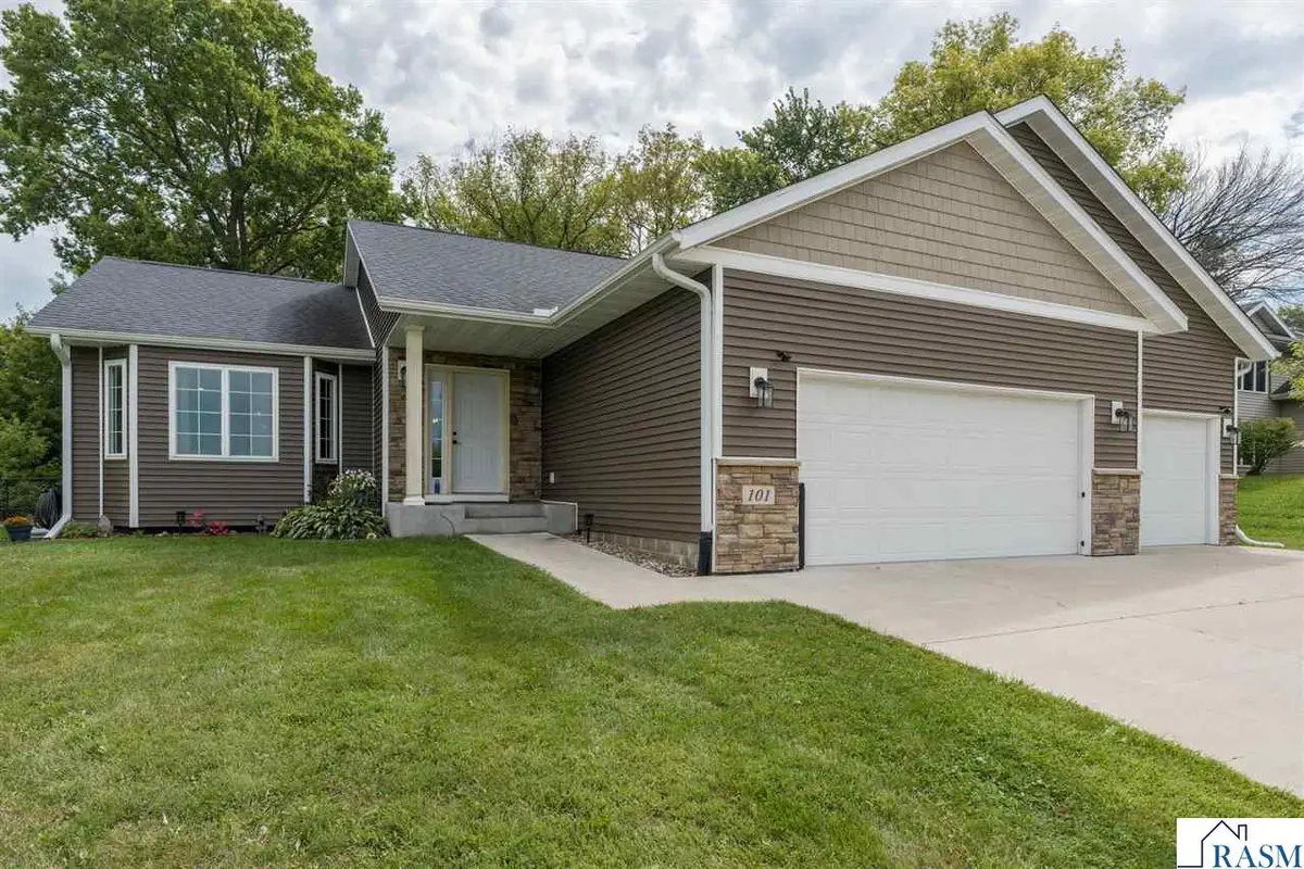 101 Skylark Drive, Mankato, MN 56001 - #1