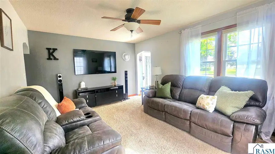 1115 N Jefferson Street, New Ulm, MN 56073 - #3