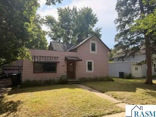 1621 N 4th Street, Mankato, MN 56001