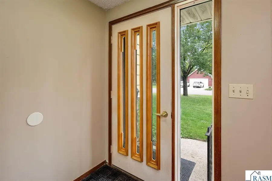 401 SE 3rd Avenue, Mapleton, MN 56065 - #2