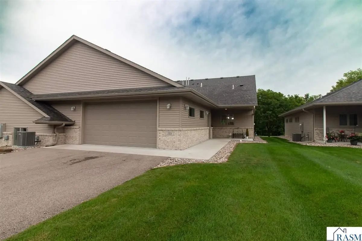 215 Parkway Place, Mankato, MN 56001 - #1