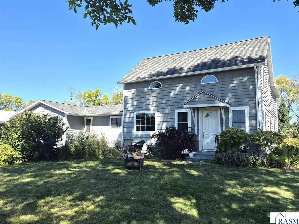 63273 490th Street, Fairfax, MN 55332 - #1