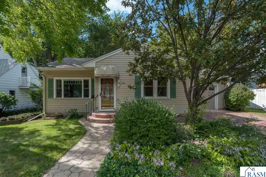 210 Viola Street, Mankato, MN 56001 - #2