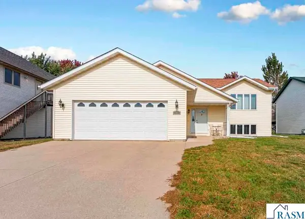 152 Swan Lane, Mankato, MN 56001
