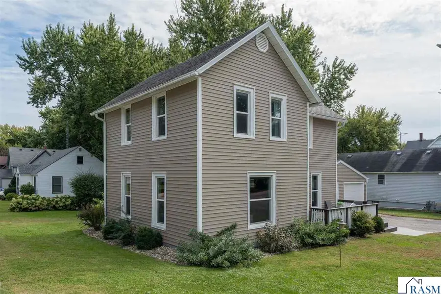 211 N Market Street, Janesville, MN 56048 - #2
