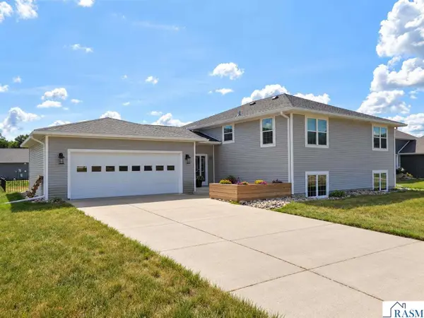 530 S Murphy Street, Lake Crystal, MN 56055