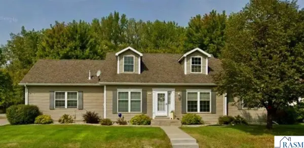 816 Cottonwood Street, New Ulm, MN 56073