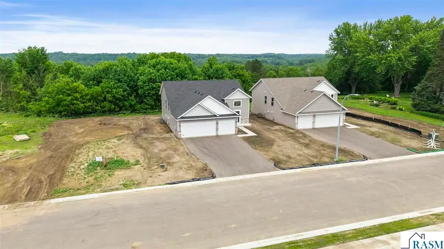 2257 Fairbanks Drive, North Mankato, MN 56003 - #2