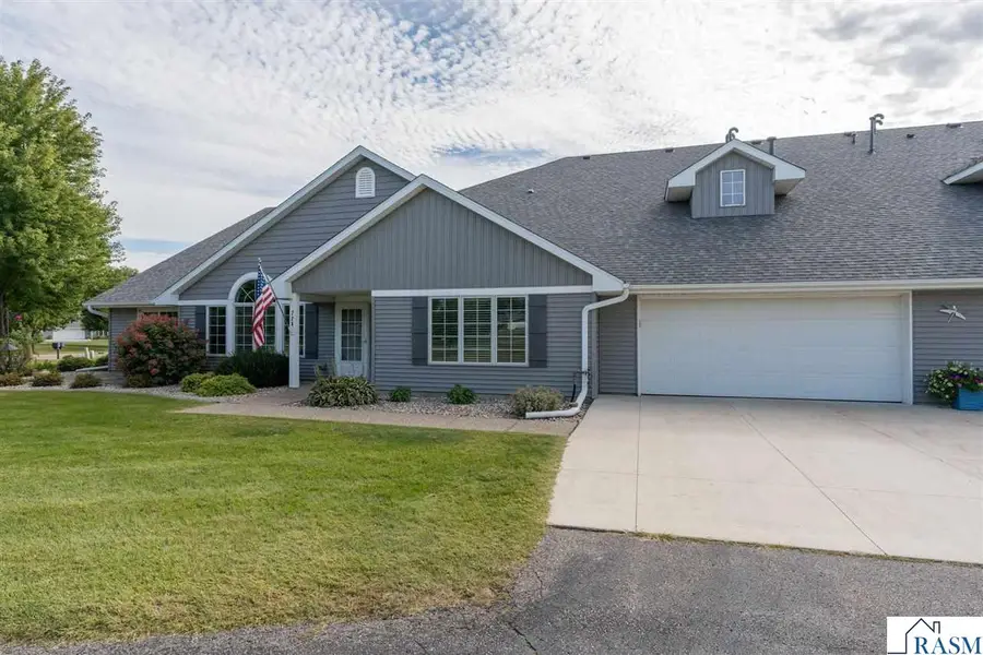 728 Grayhawk Circle, Mankato, MN 56001 - #2