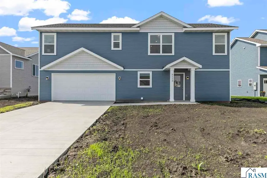 3113 Bassett Drive, Mankato, MN 56001 - #3