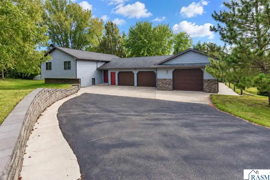 61785 Sunset Lane, New Ulm, MN 56073 - #2