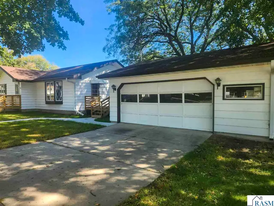 1100 S State Street, New Ulm, MN 56073 - #2