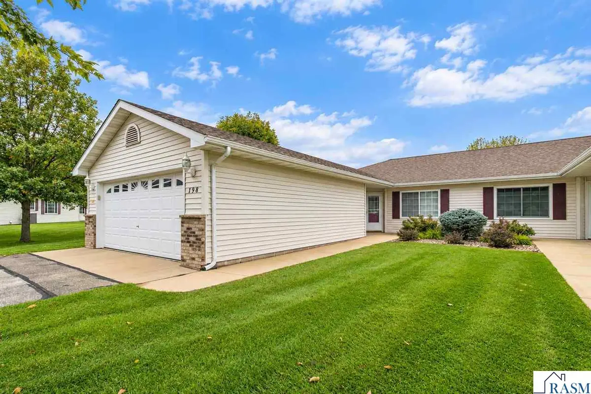 198 Cedar Cove Lane, Owatonna, MN 55060 - #1