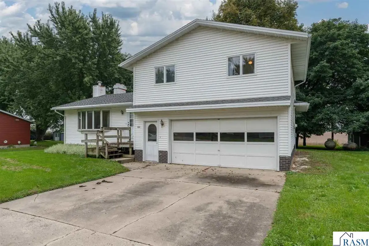 31582 169th St, Verona, MN 56047 - #1