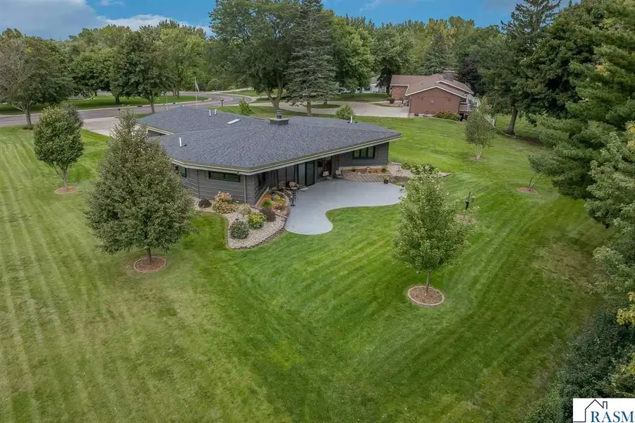 1014 Highland Drive, Blue Earth, MN 56013 - #3