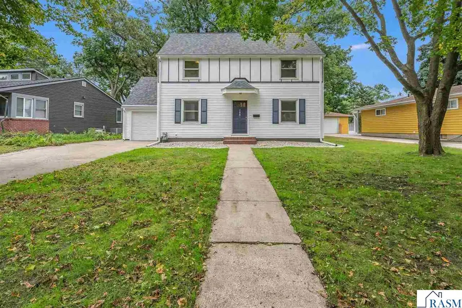 108 Ridge Court, Mankato, MN 56001 - #2