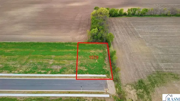 1578 Cullen Street, St. Peter, MN 56082-2538