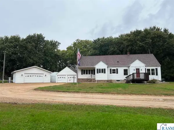 993 250th Street, Ormsby, MN 56162