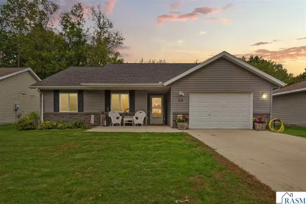 214 Rogers Street, Mankato, MN 56001