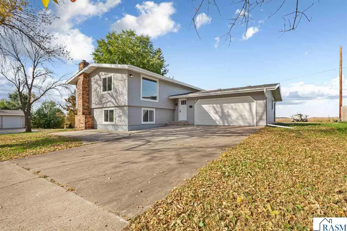 400 Wanser Avenue, Lafayette, MN 56054 - #1