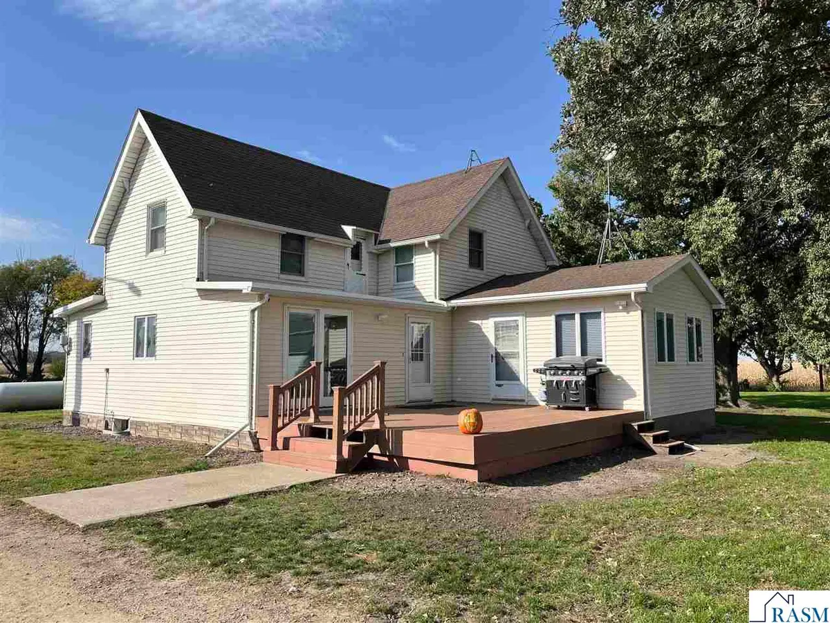 37387 745th Avenue, Saint James, MN 56081 - #1
