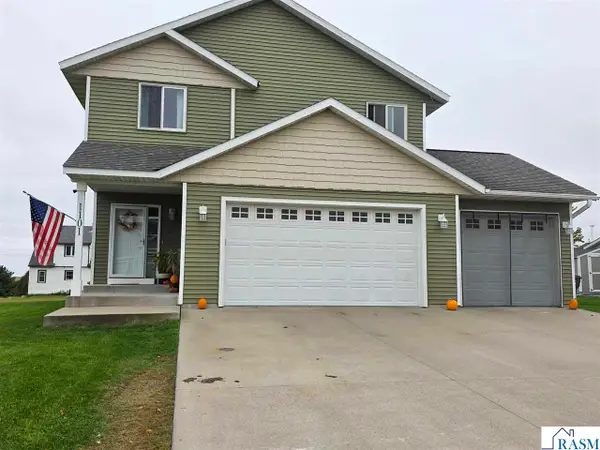 1101 E Main Street, Cleveland, MN 56017