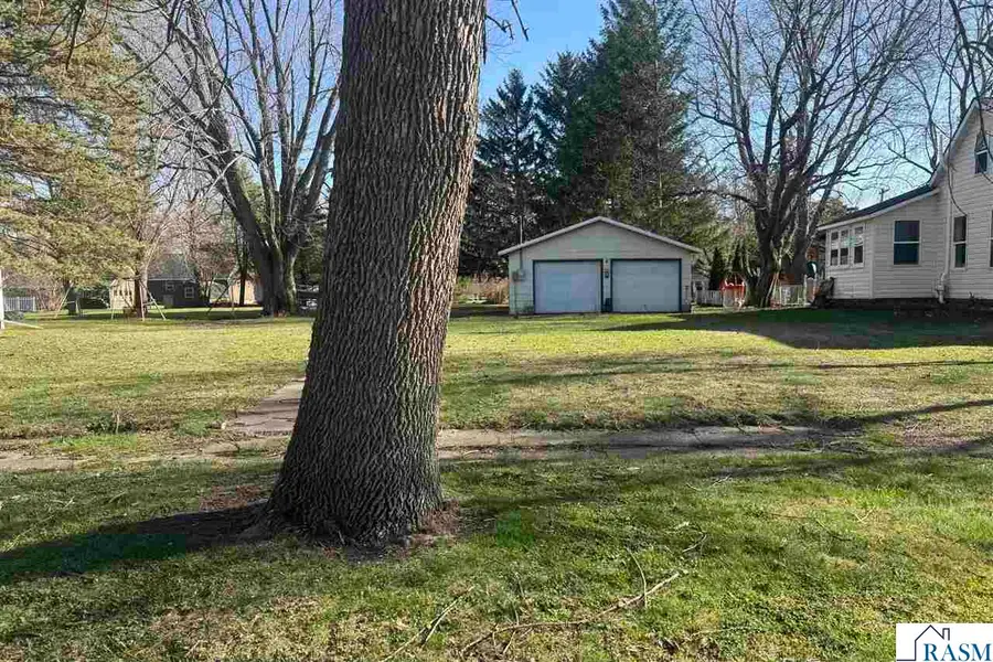 321 E South St, Amboy, MN 56010 - #2