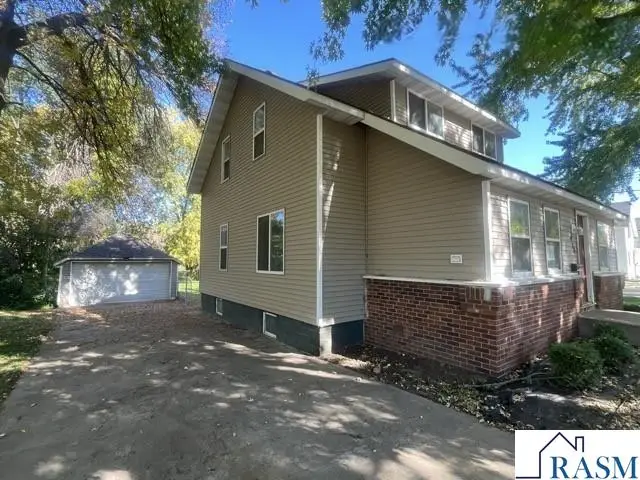 414 W Main Street, Waterville, MN 56096 - #2