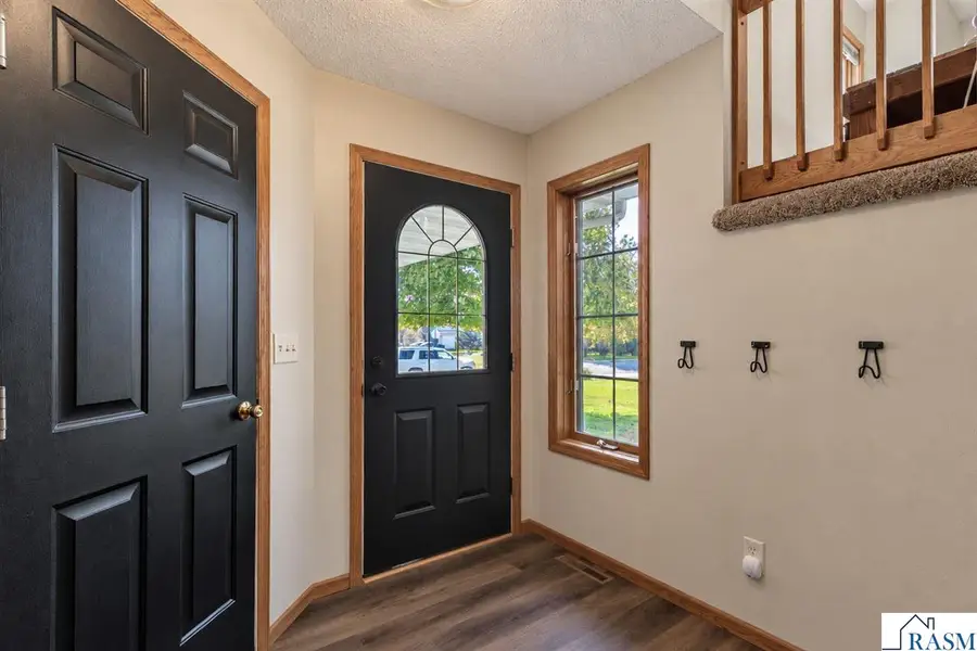 613 W Nathan Street, Lake Crystal, MN 56055 - #3