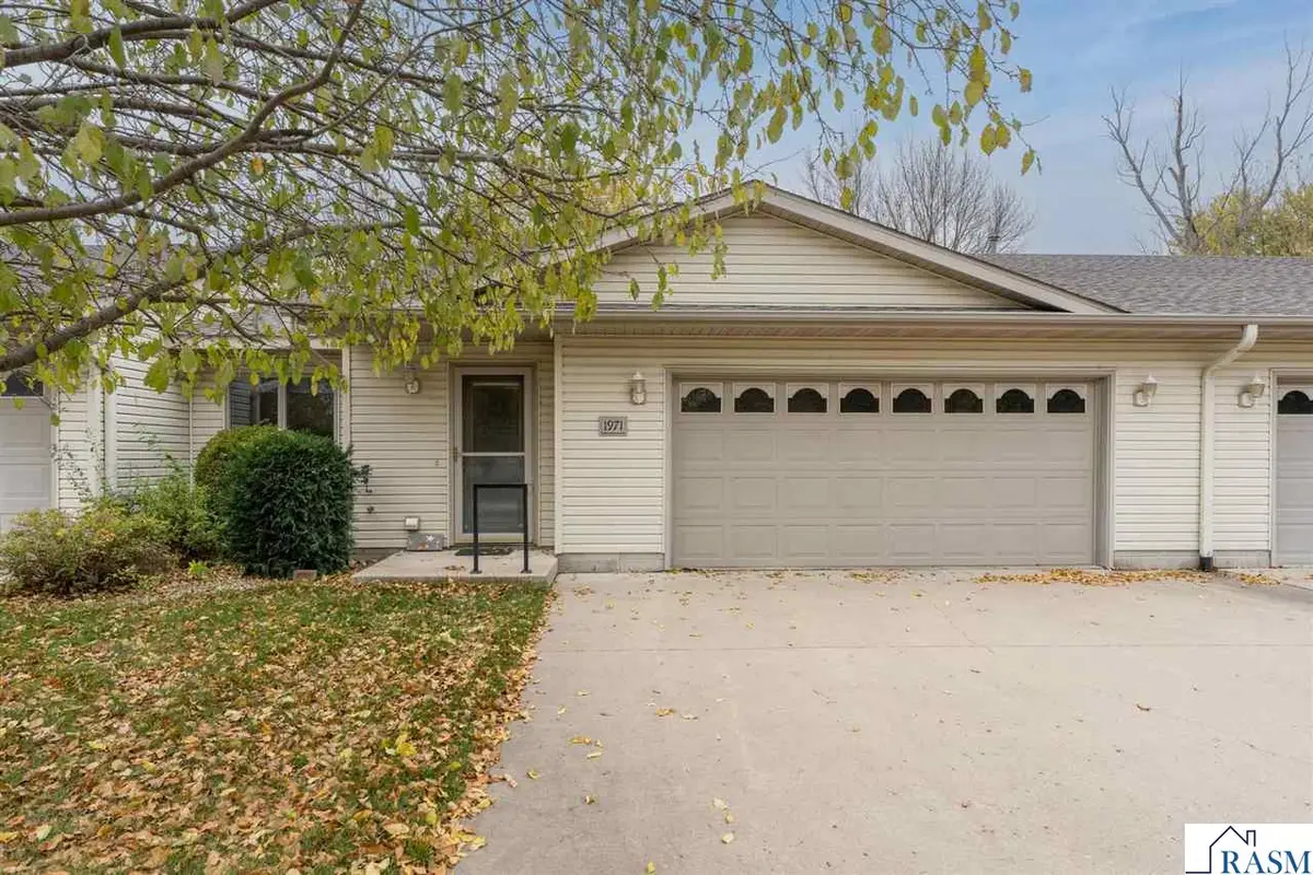 1971 E Welco Drive, Saint Peter, MN 56082 - #1