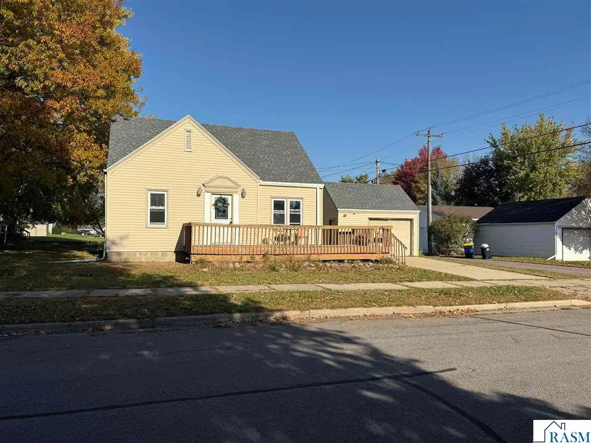 516 N 11th Street, New Ulm, MN 56073 - #1