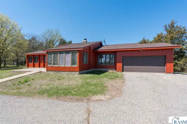 29558 Pumpkin Hill Road, Le Sueur, MN 56058