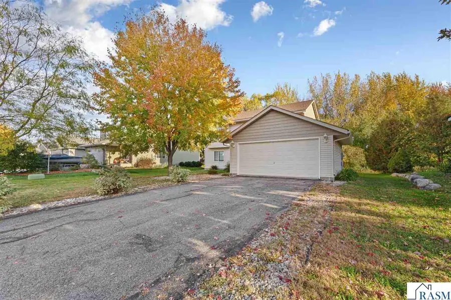 124 Gambrelle Court, Mankato, MN 56001 - #2