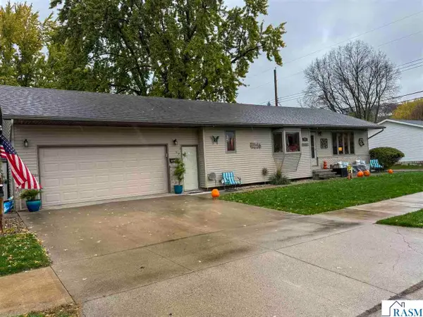 1011 S 7th Street, New Ulm, MN 56073