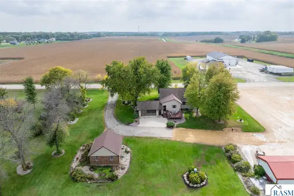 38962 W Elysian Lake Rd, Janesville, MN 56048