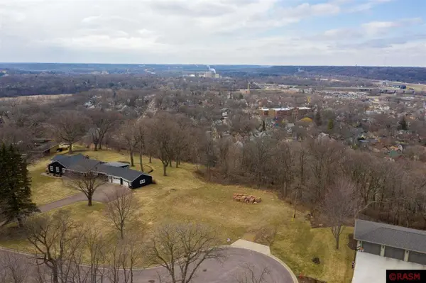 26 Sumner Hills Road, Mankato, MN 56001