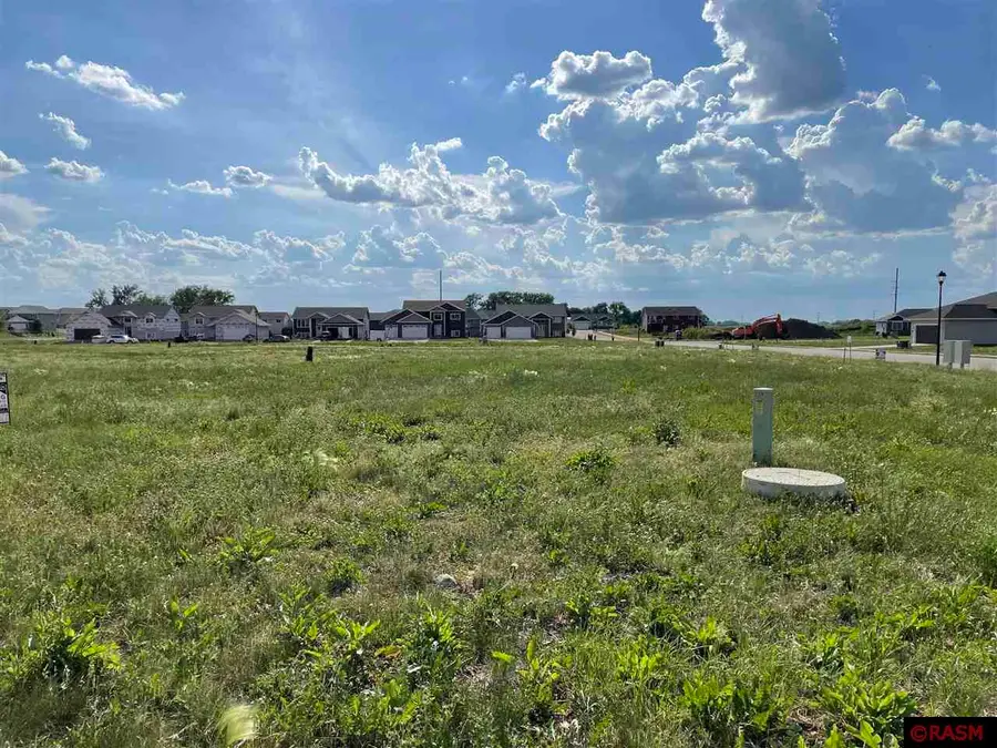 10 Kodiak Court, North Mankato, MN 56003 - Image #2