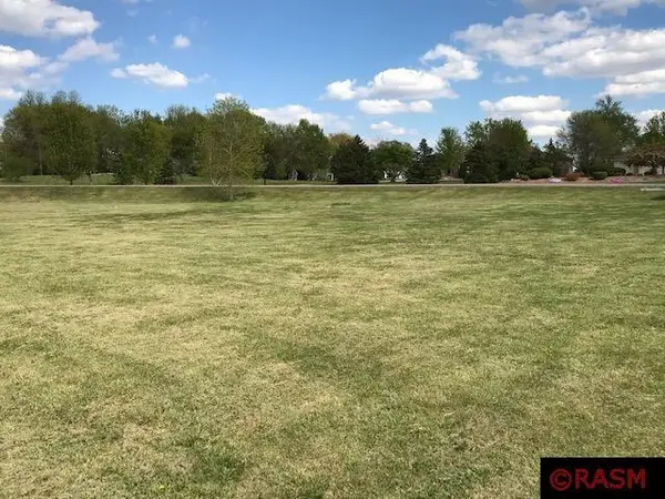 TBD S Squirrels Nest Road, Kasota, MN 56050