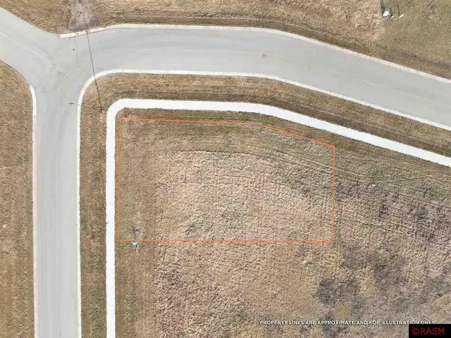 227 Double Eagle Drive, Mankato, MN 56001 - Image #3