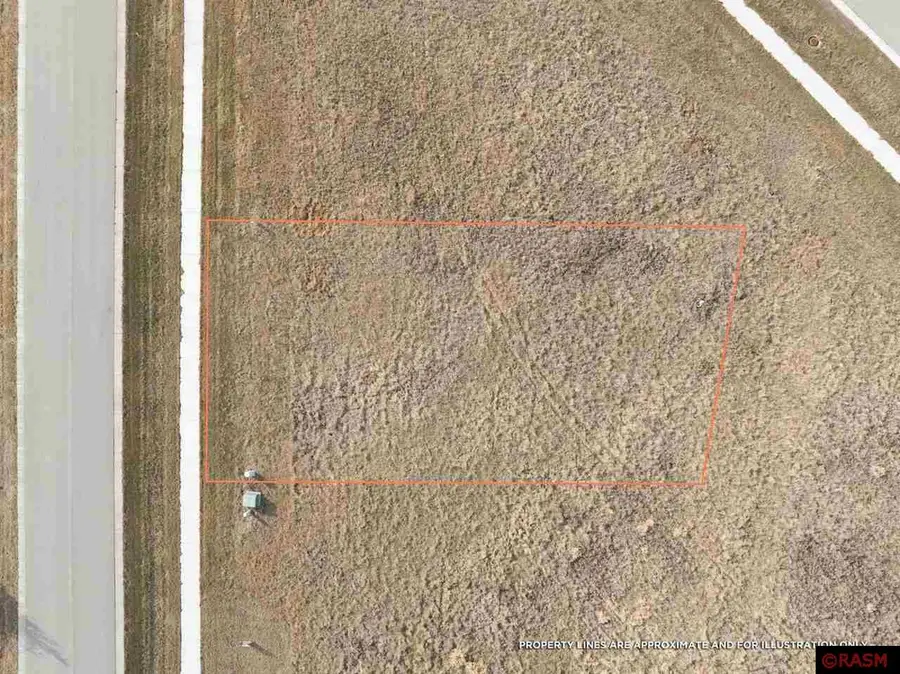 114 Pine Creek Road, Mankato, MN 56001 - Image #3