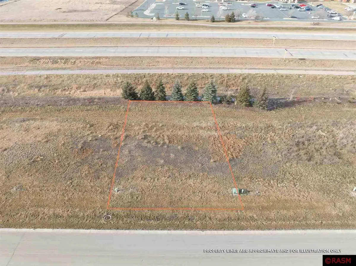 220 Double Eagle Drive, Mankato, MN 56001 - Image #1