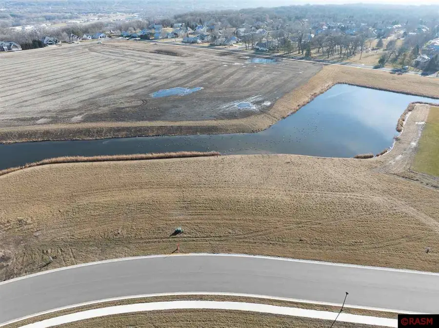 2124 Deerwood Drive, North Mankato, MN 56003 - Image #3