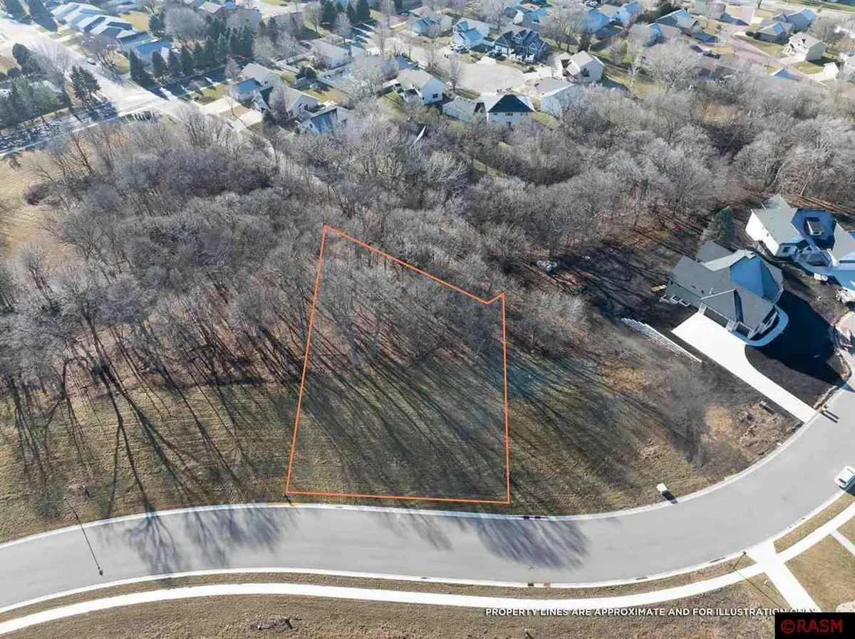 27 South Pointe Court, North Mankato, MN 56003 - Image #1