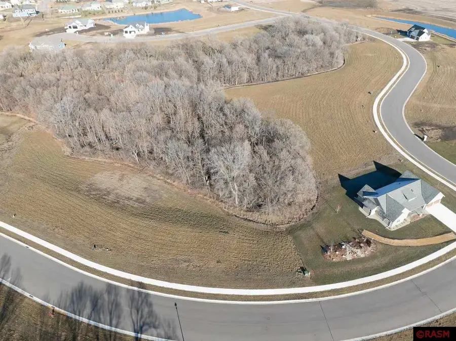 14 South Pointe Court, North Mankato, MN 56003 - Image #3