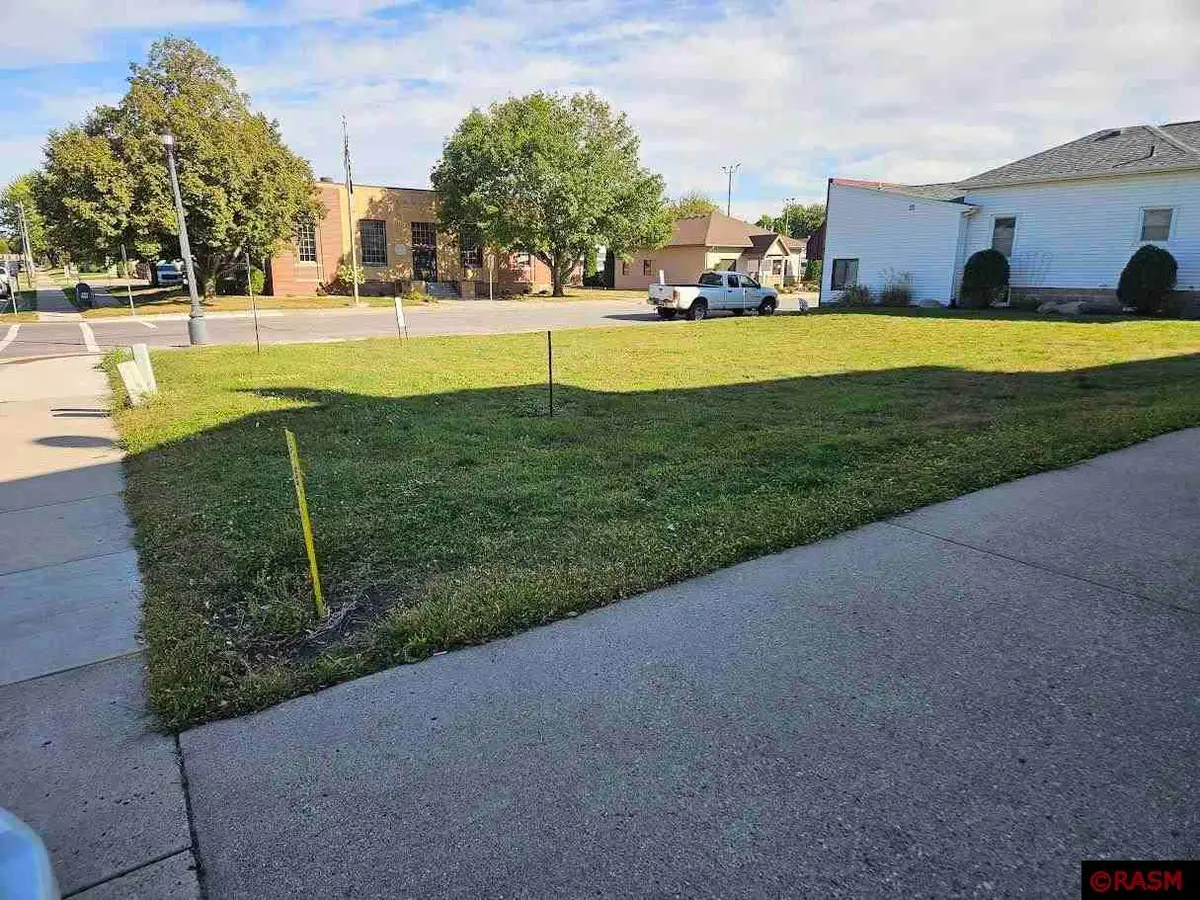 117 2nd ST NE, Waseca, MN 56093 - Image #1